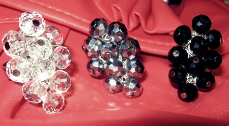 átlátszó, ezüst és fekete :)